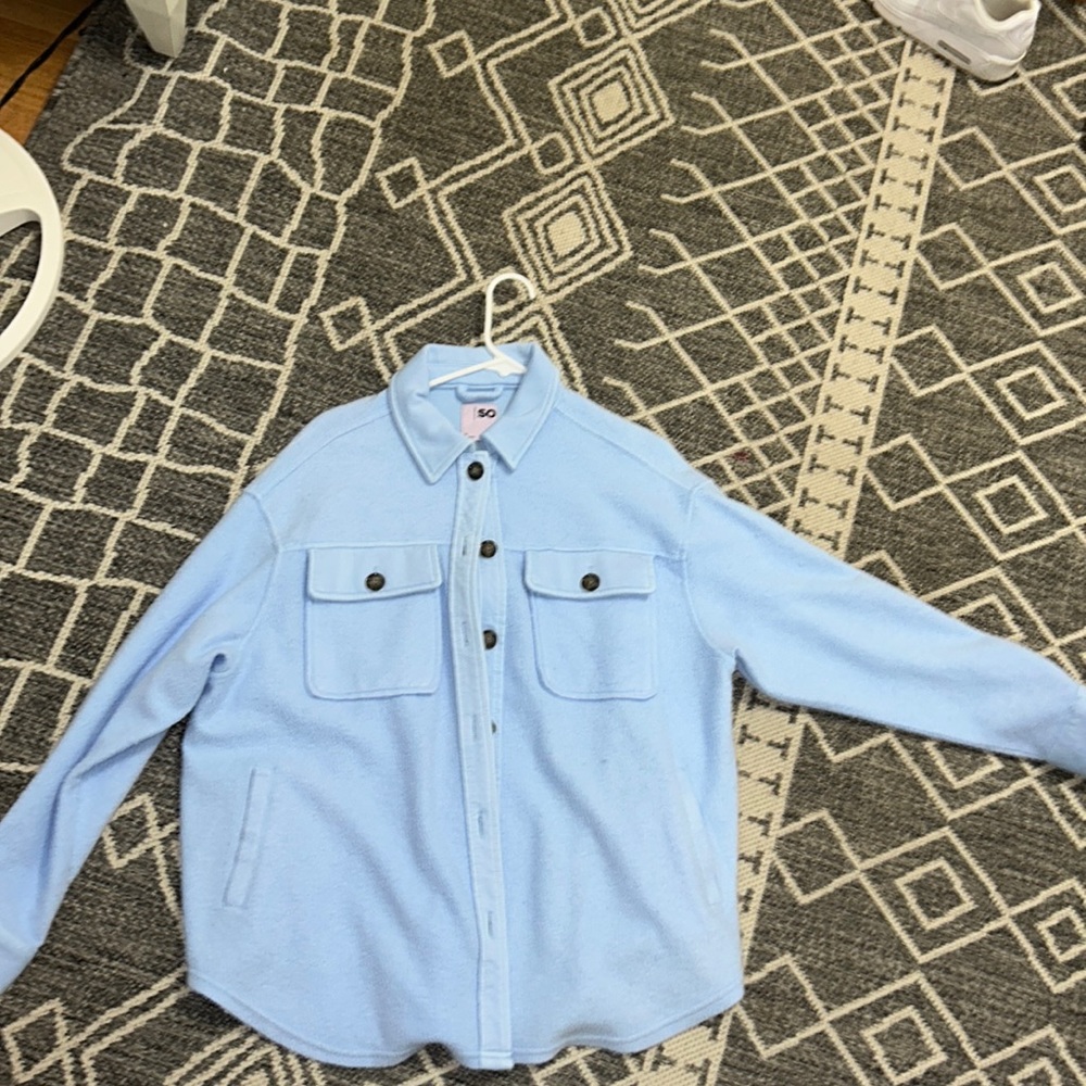 SO button down oversized sherpa material light blue jacket
